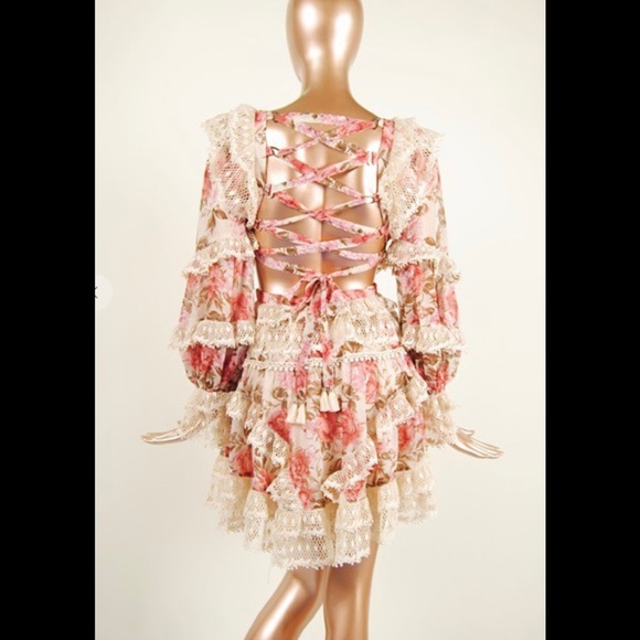 Floral print ruffle open back mini dress - Picture 2 of 5